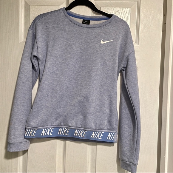 Nike Sweater - Picture 2 of 5